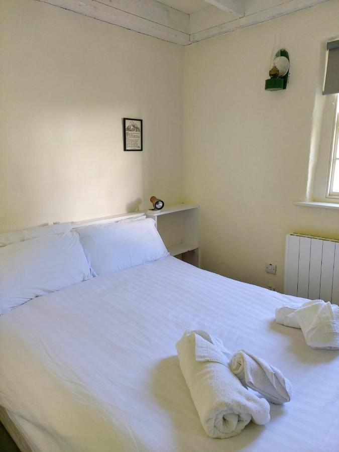 Corofin Lake Cottages מראה חיצוני תמונה